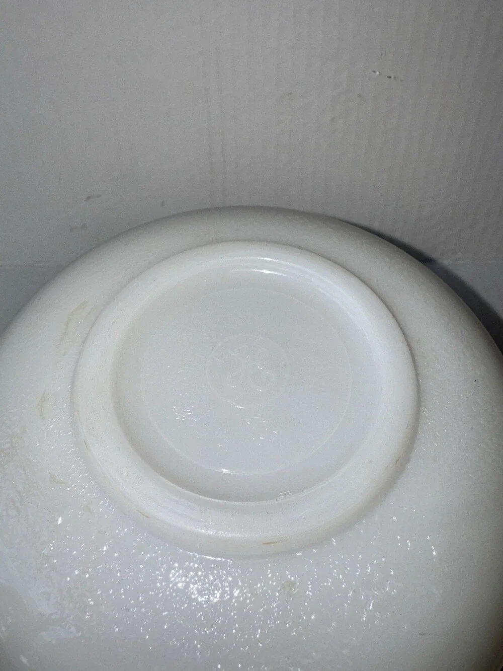 Vintage GE General Electric Milk Glass 7in Mixer Bowl White Beehive Style.